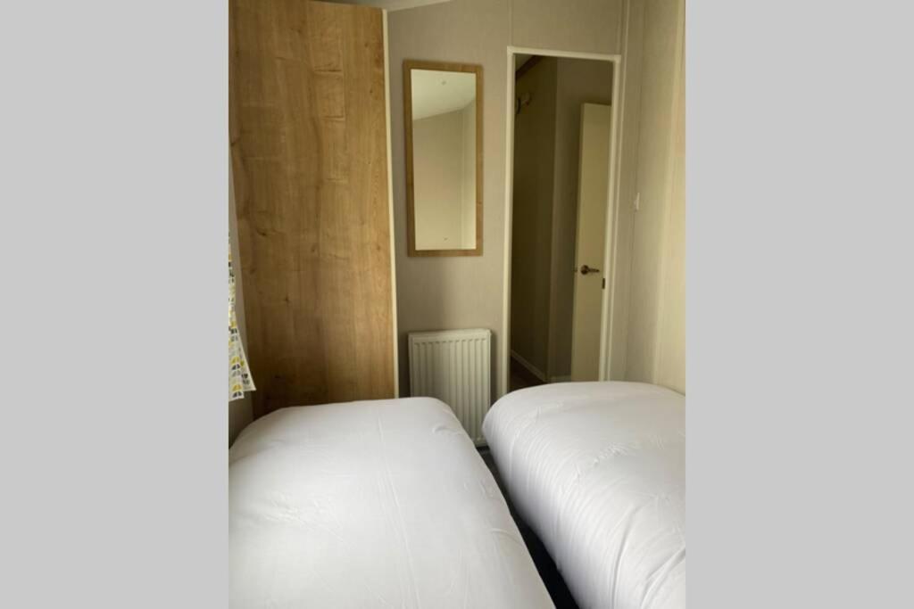 Three Bedroom Caravan Camber Bagian luar foto